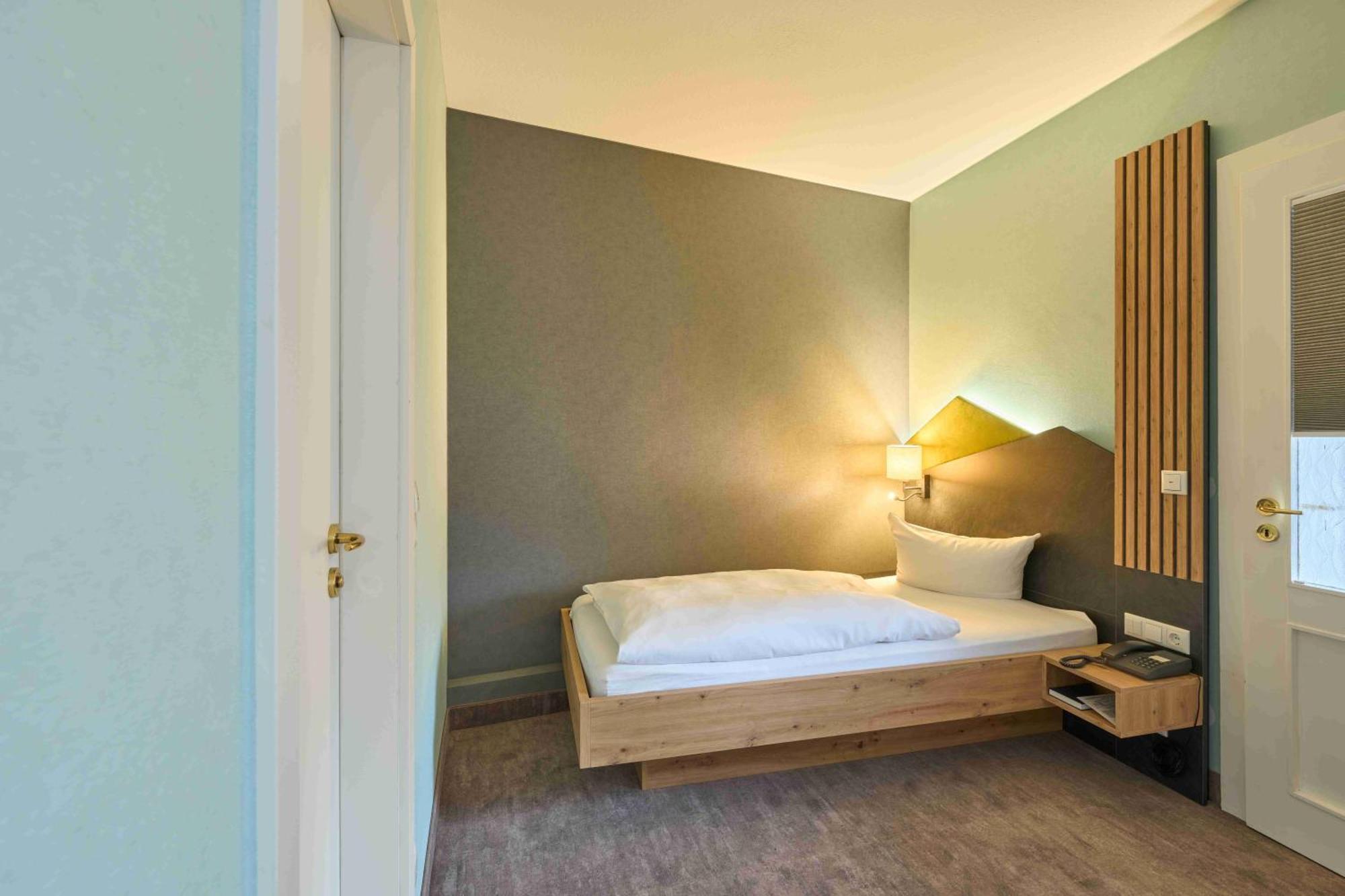 Hotel Brauhaus Zum Loewen Muehlhausen (Thuringia)